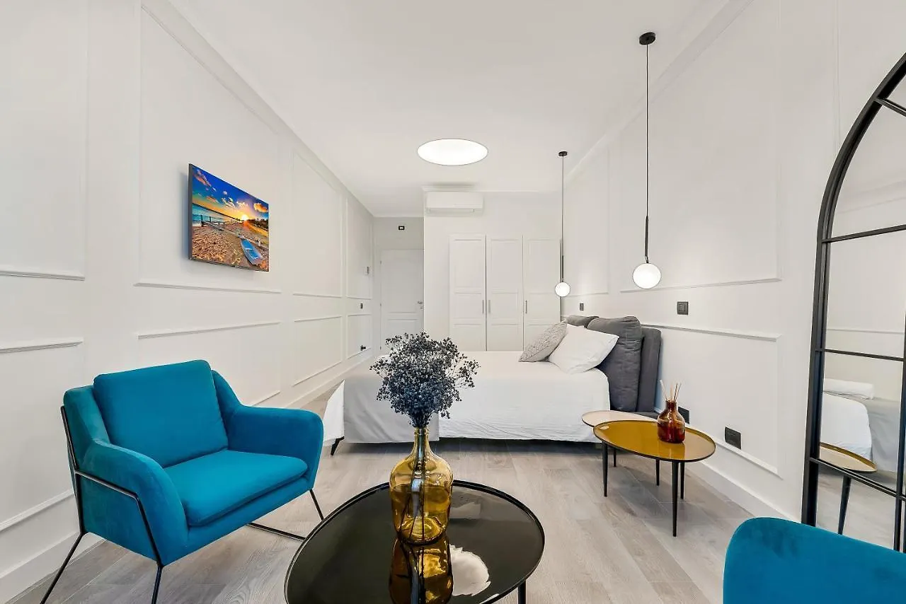 Guest house Ec Luxury Rooms